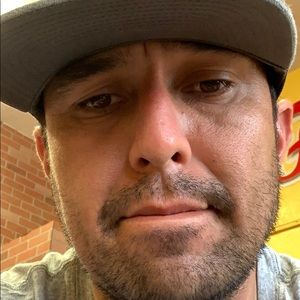 Meet your Posher, Roy